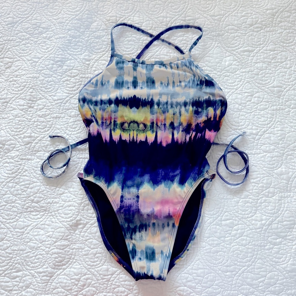 Jolyn one piece bathing suit :: Gavin :: 28